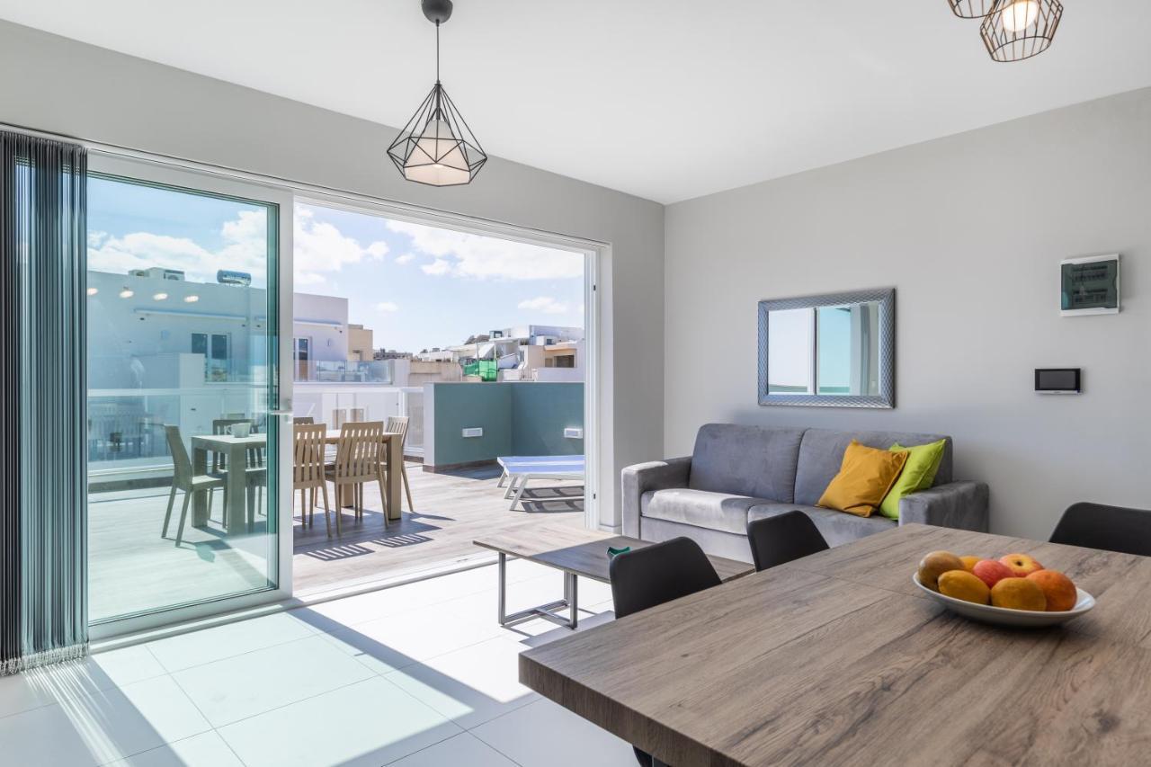 Unique Penthouse With Private Heated Jacuzzi, Close To Restaurants And Night Life Is-Swieqi Zewnętrze zdjęcie